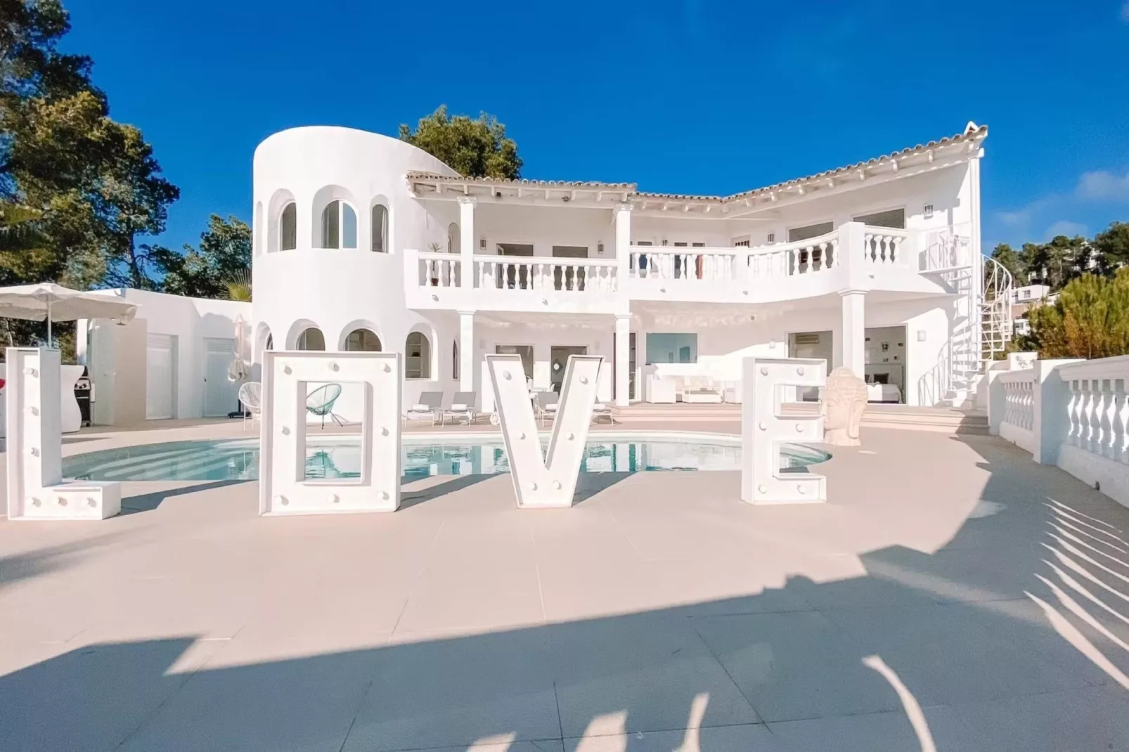 Villa Calypso-Exterior summer