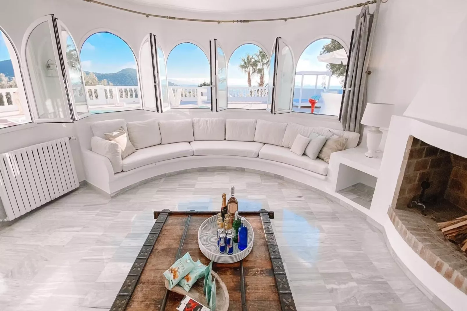 Villa Calypso-Living room