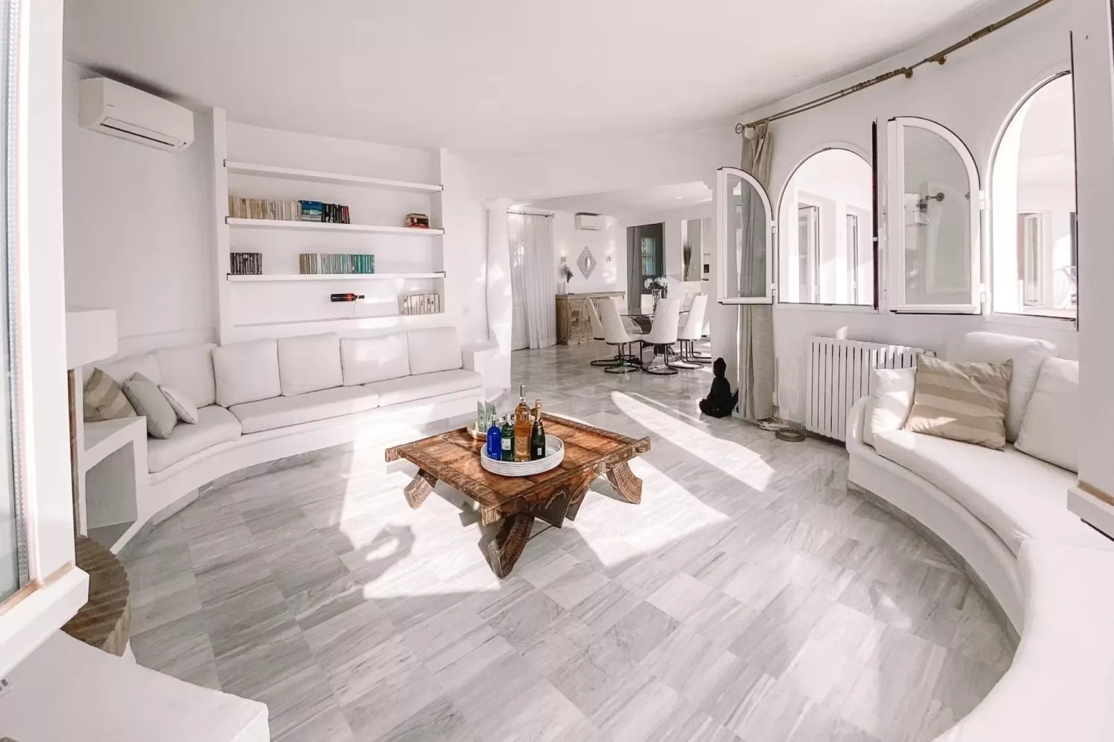Villa Calypso-Living room