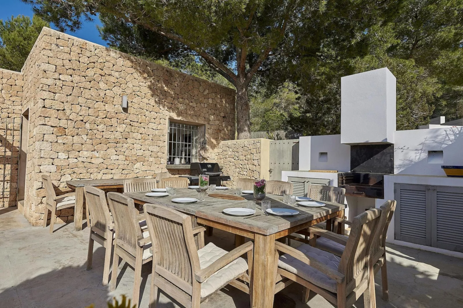 Can Juana-Dining room