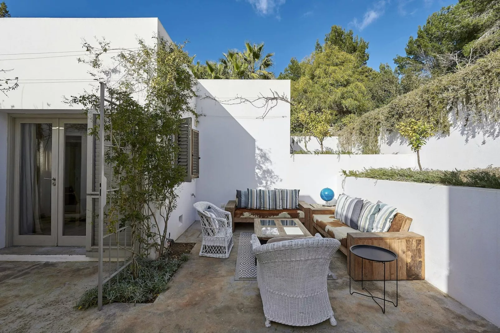 Can Juana-Terrace balcony