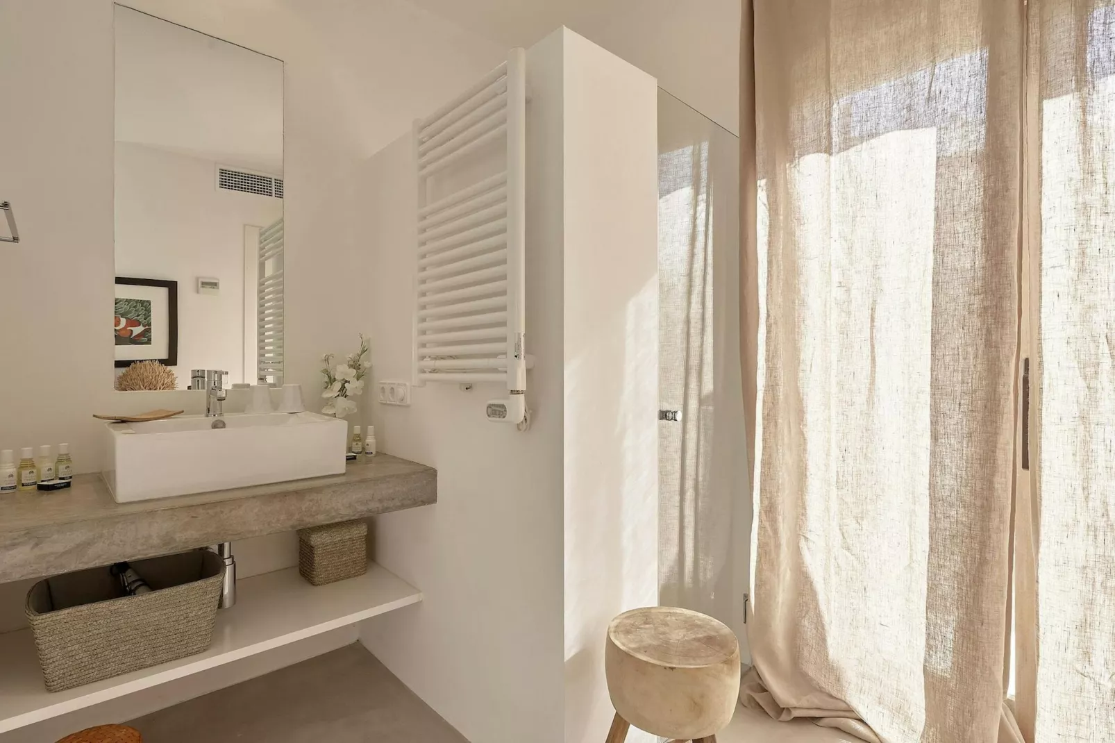 Can Juana-Bathroom