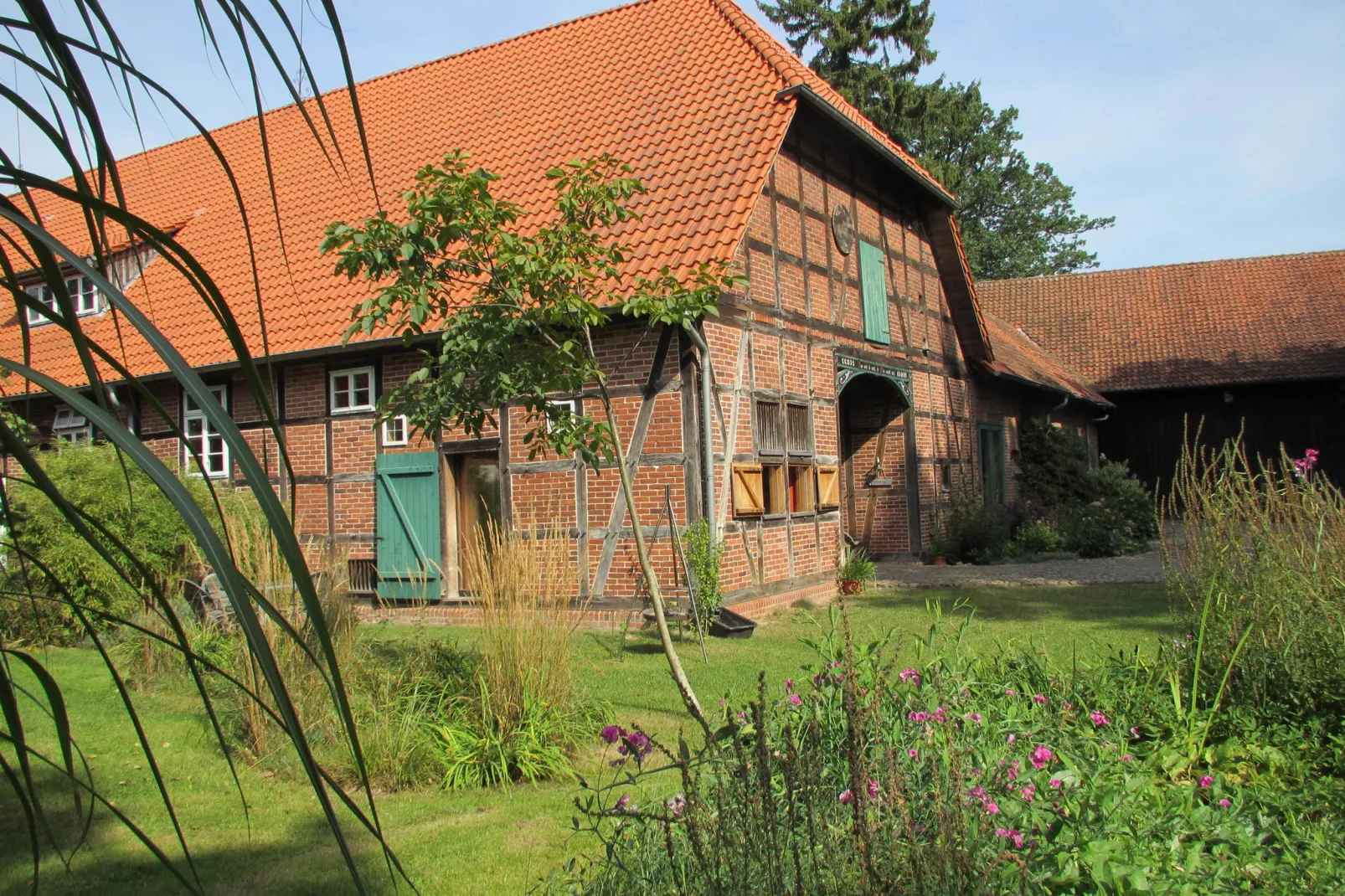 Ferienwohnung auf dem Biobauernhof-Exterior summer