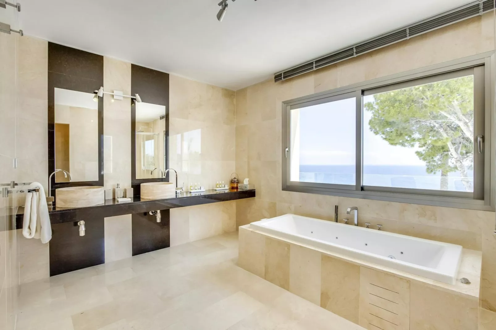 La Villa Es Cubells-Salle de bain