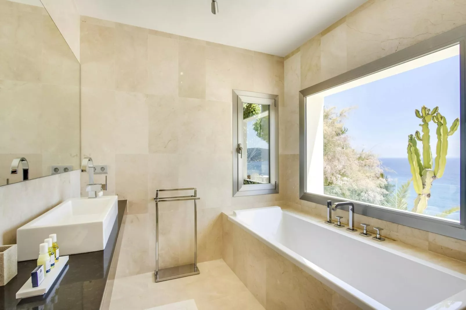La Villa Es Cubells-Salle de bain