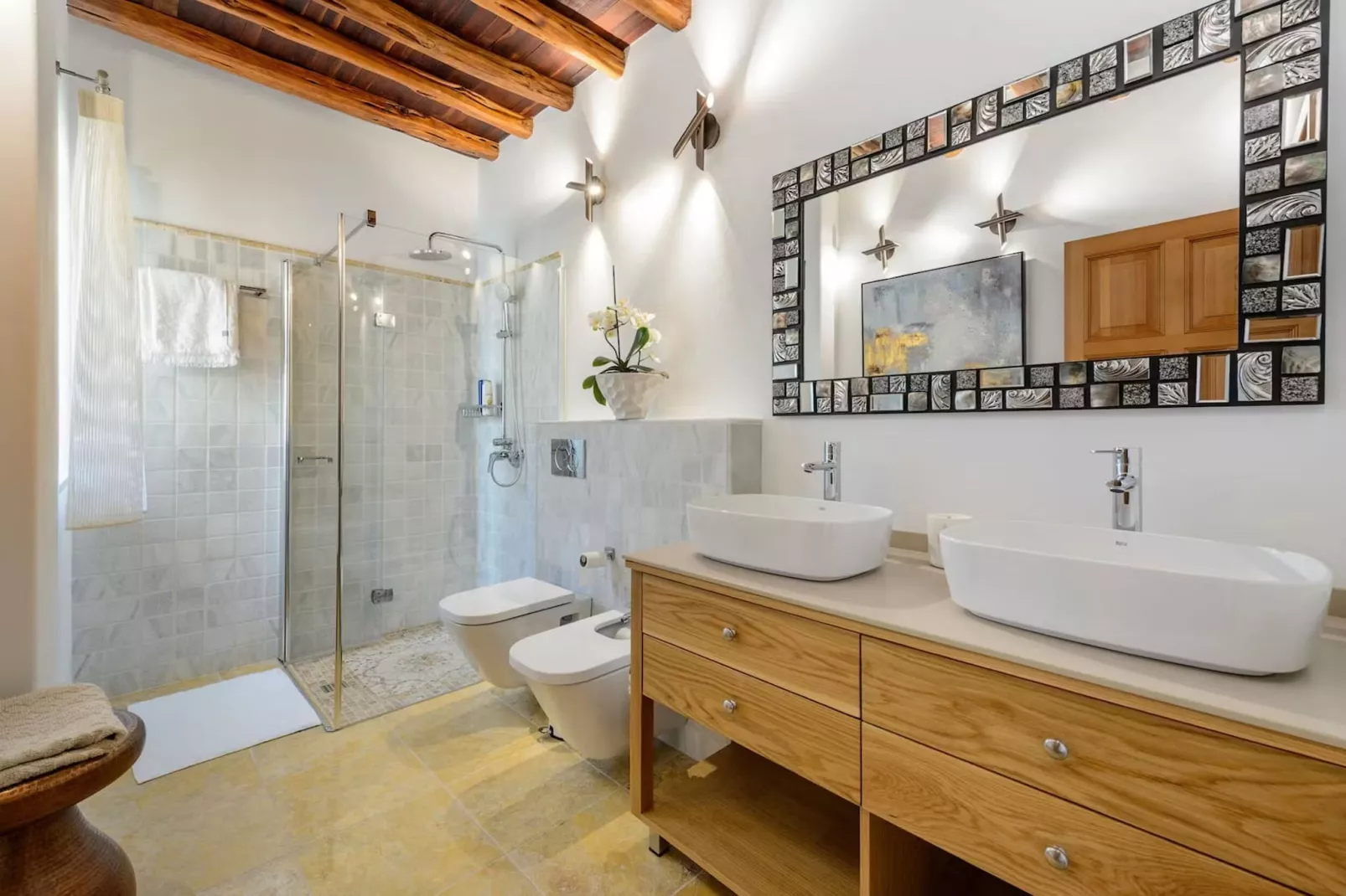 Sunrise-Bathroom