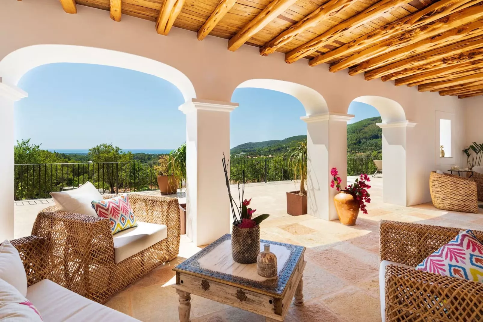 Sunrise-Terrace balcony