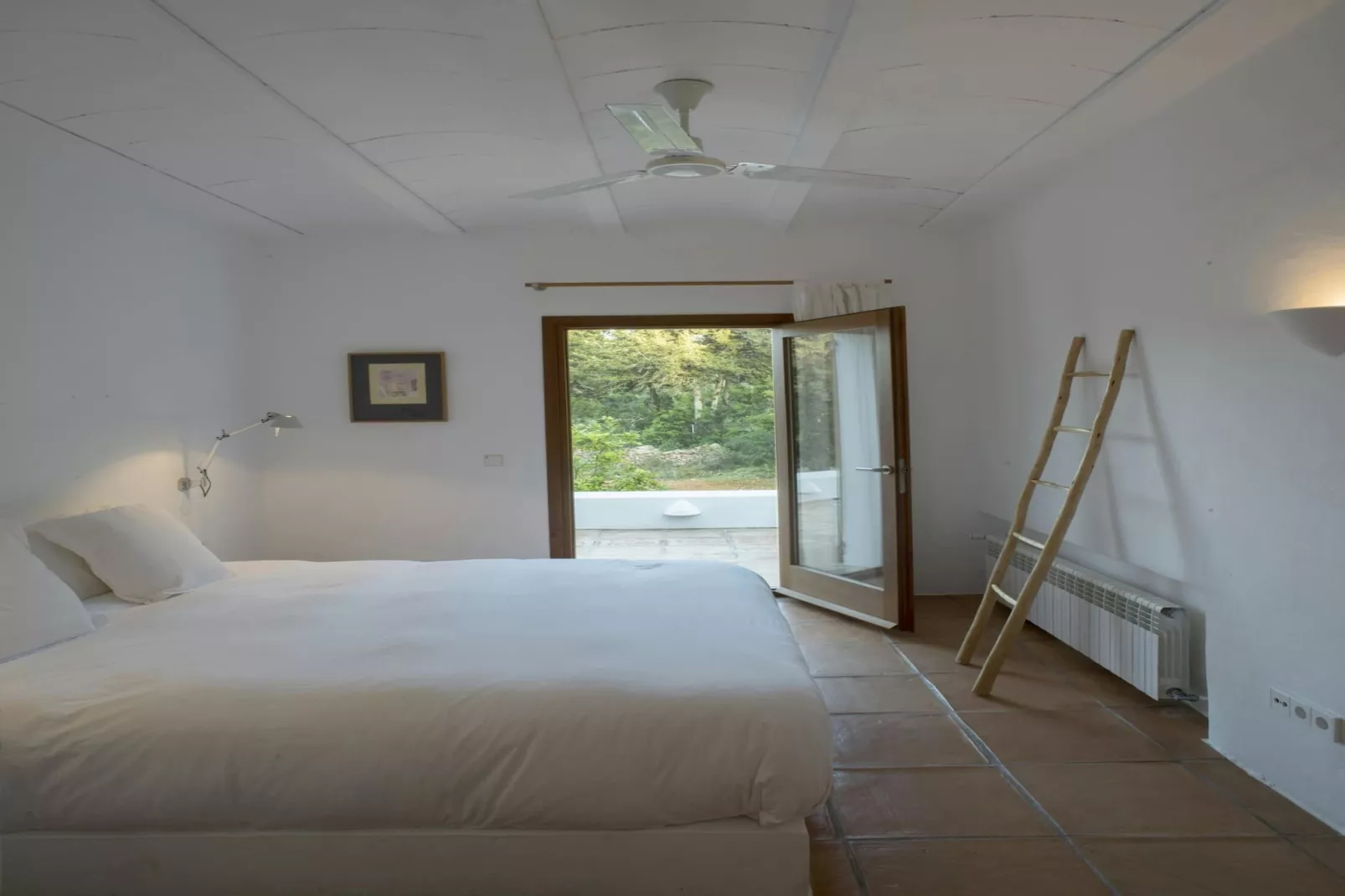 Can Perez-Bedroom