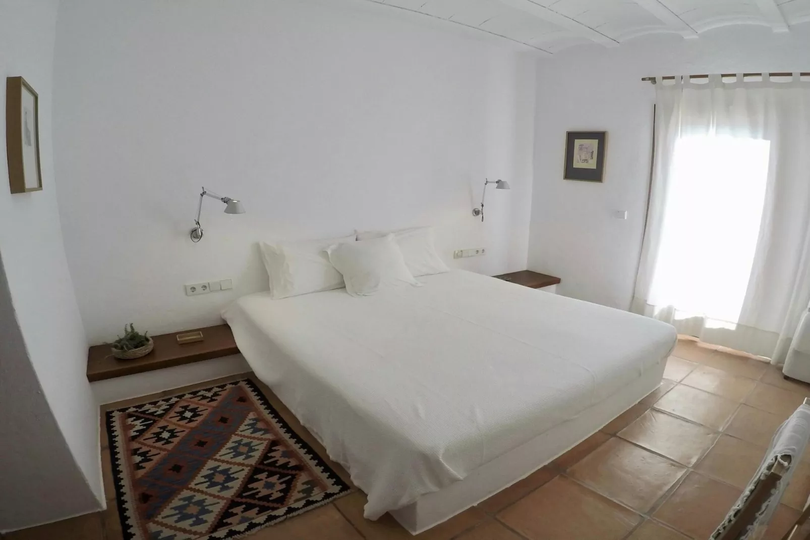 Can Perez-Bedroom