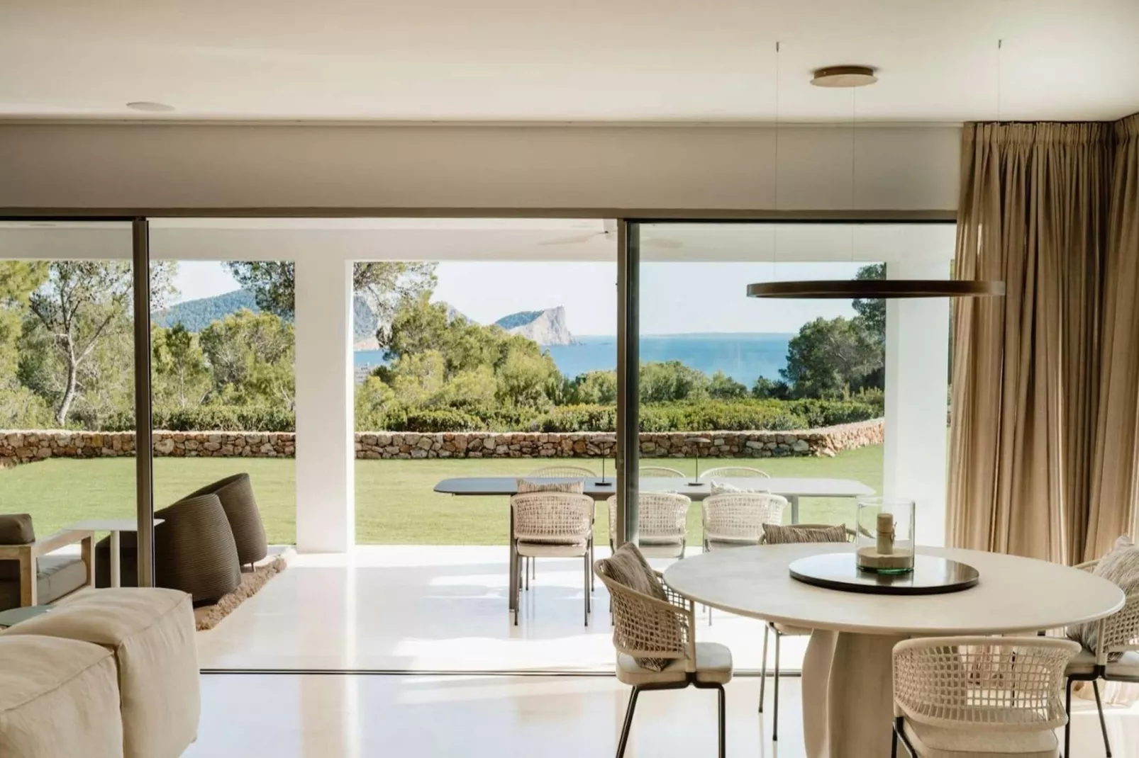 Can Taurino-Living room