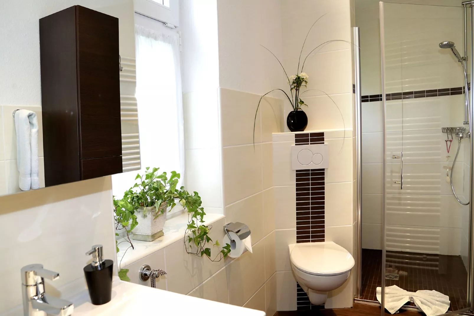 Weserbergland - Bad Pyrmont-Bathroom