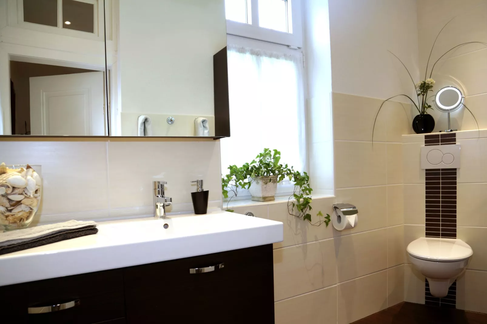Weserbergland - Bad Pyrmont-Bathroom