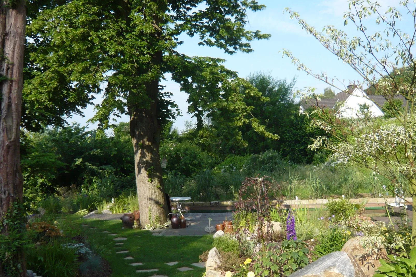 Weserbergland - Bad Pyrmont-Gardens summer