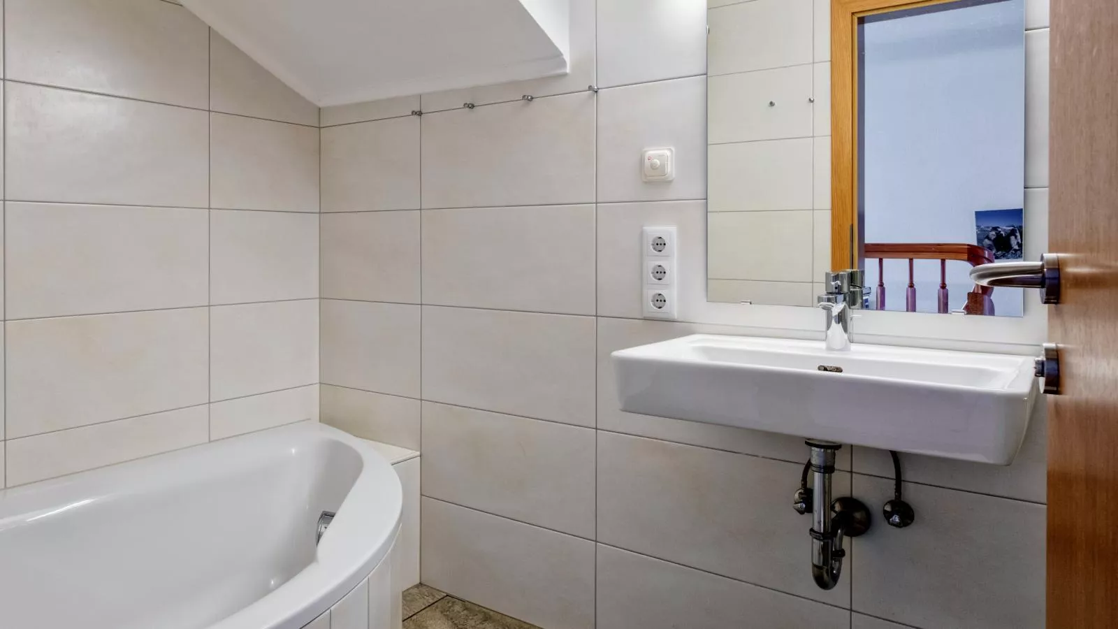 Haus Filzstein-Bathroom