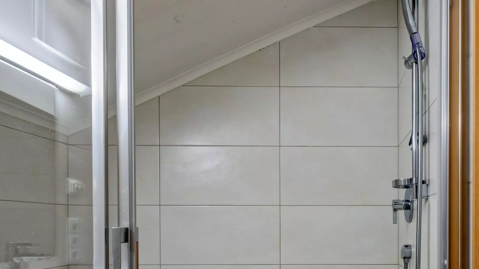 Haus Filzstein-Bathroom