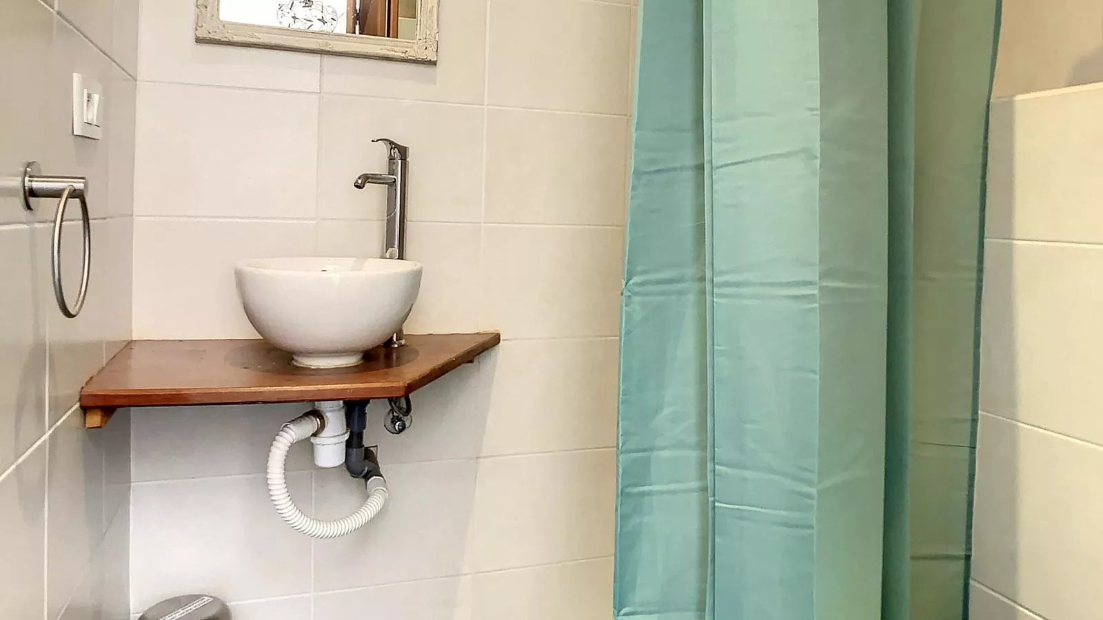 Oleandre-Bathroom