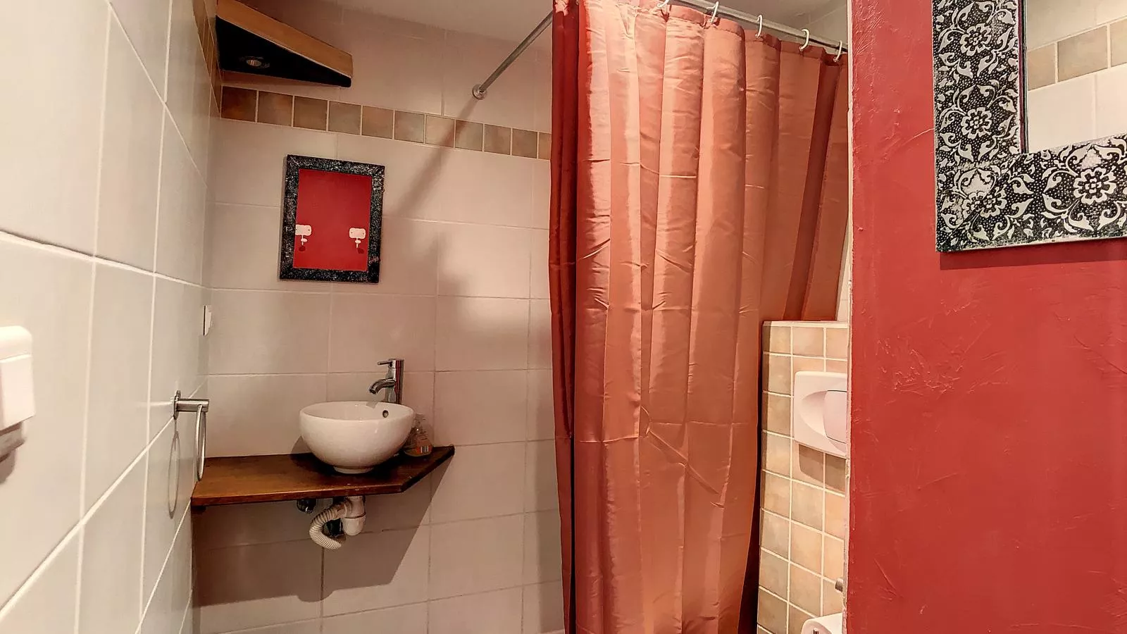 Oleandre-Bathroom