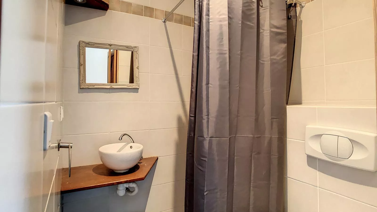 Oleandre-Bathroom