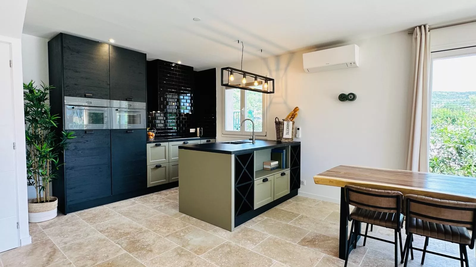 Laurier-Kitchen