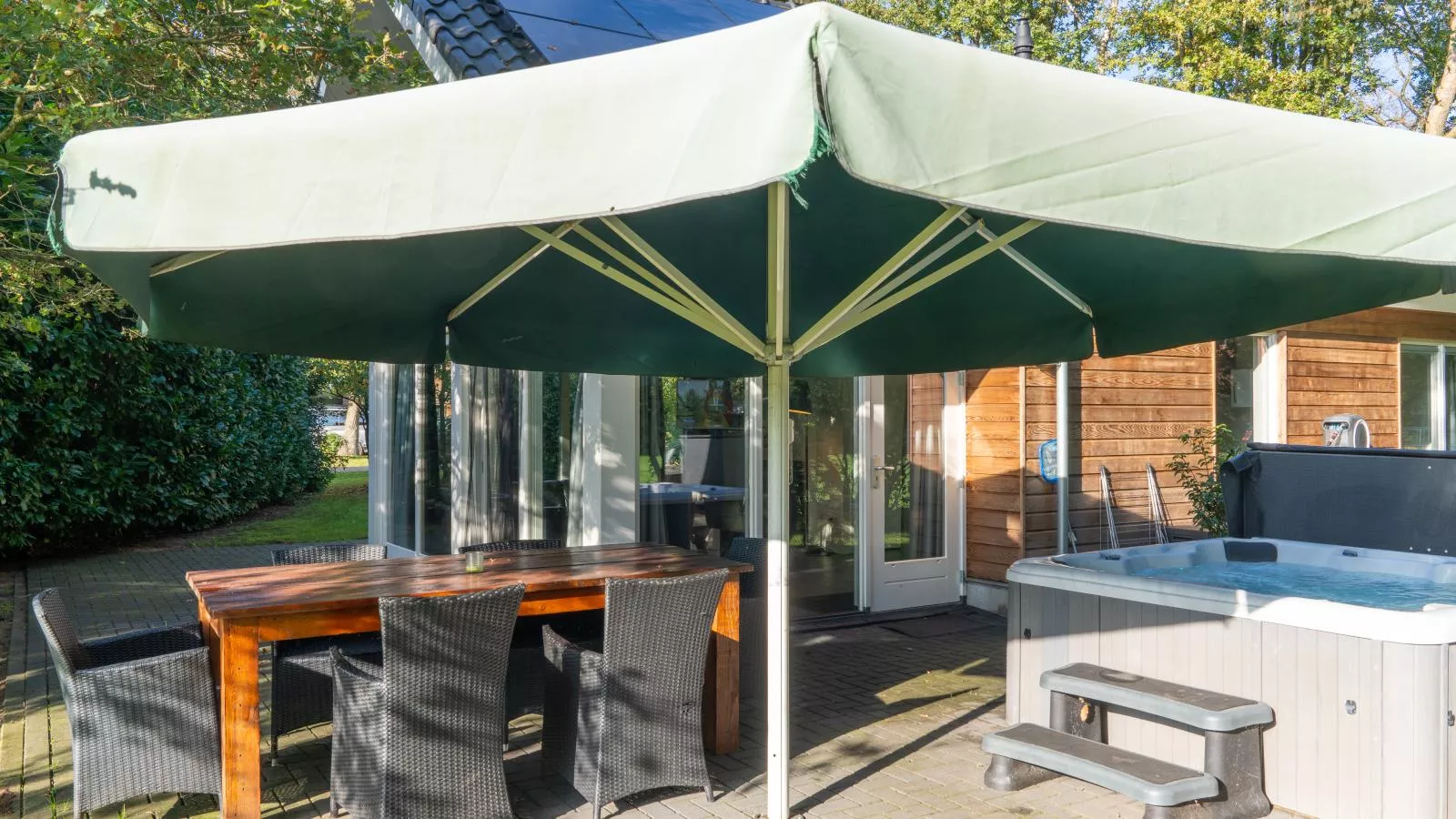 Boszicht Reutum-Terrace balcony