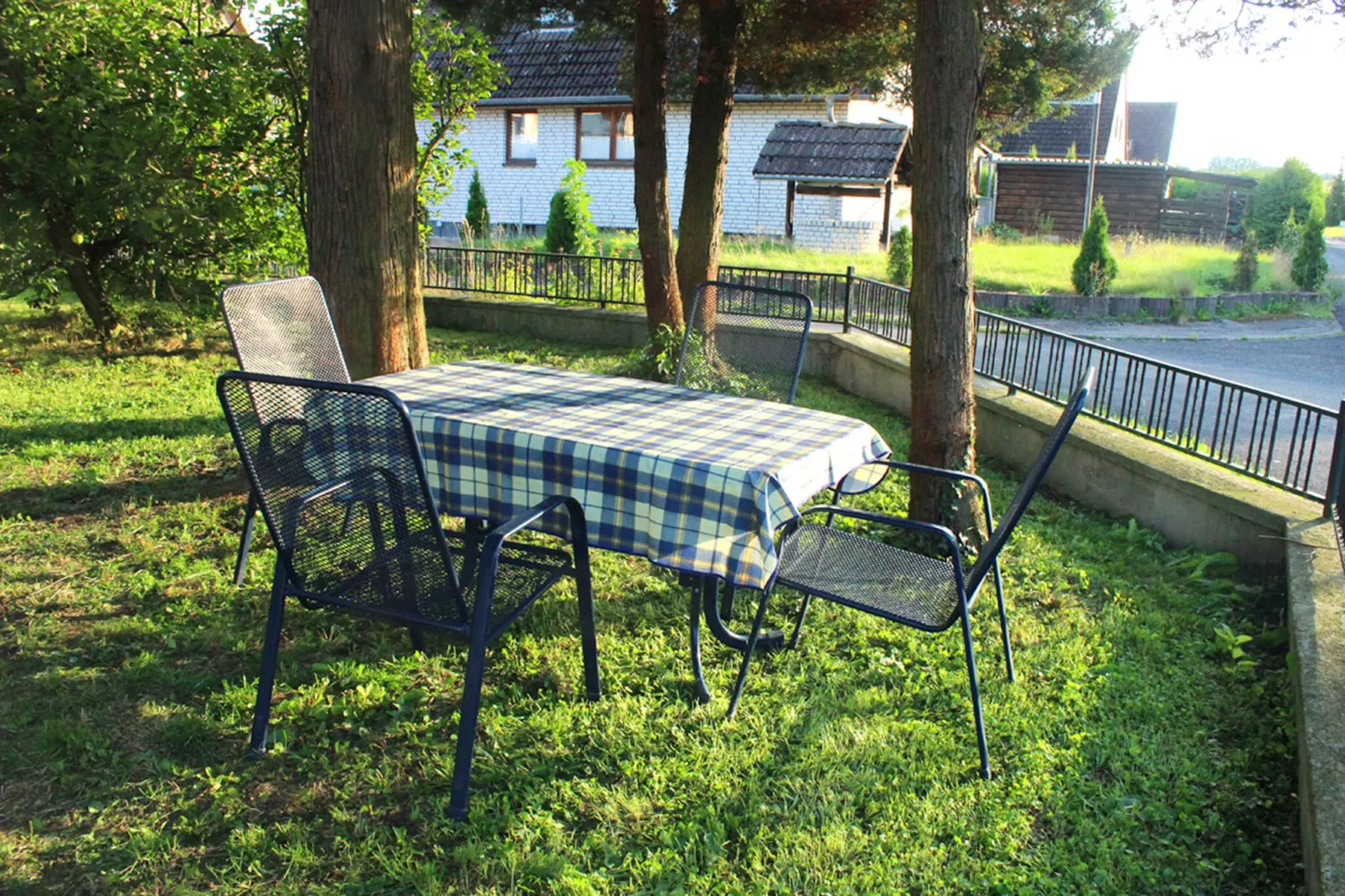 Gemütliche Ferienwohnung Blomberg-Gardens summer