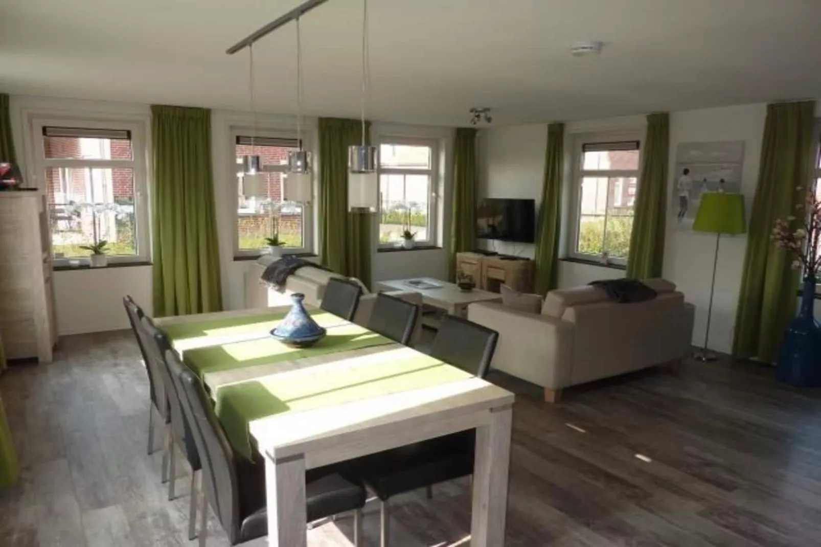 Landgoed de Lente 28 Tulp Breskens-Dining room