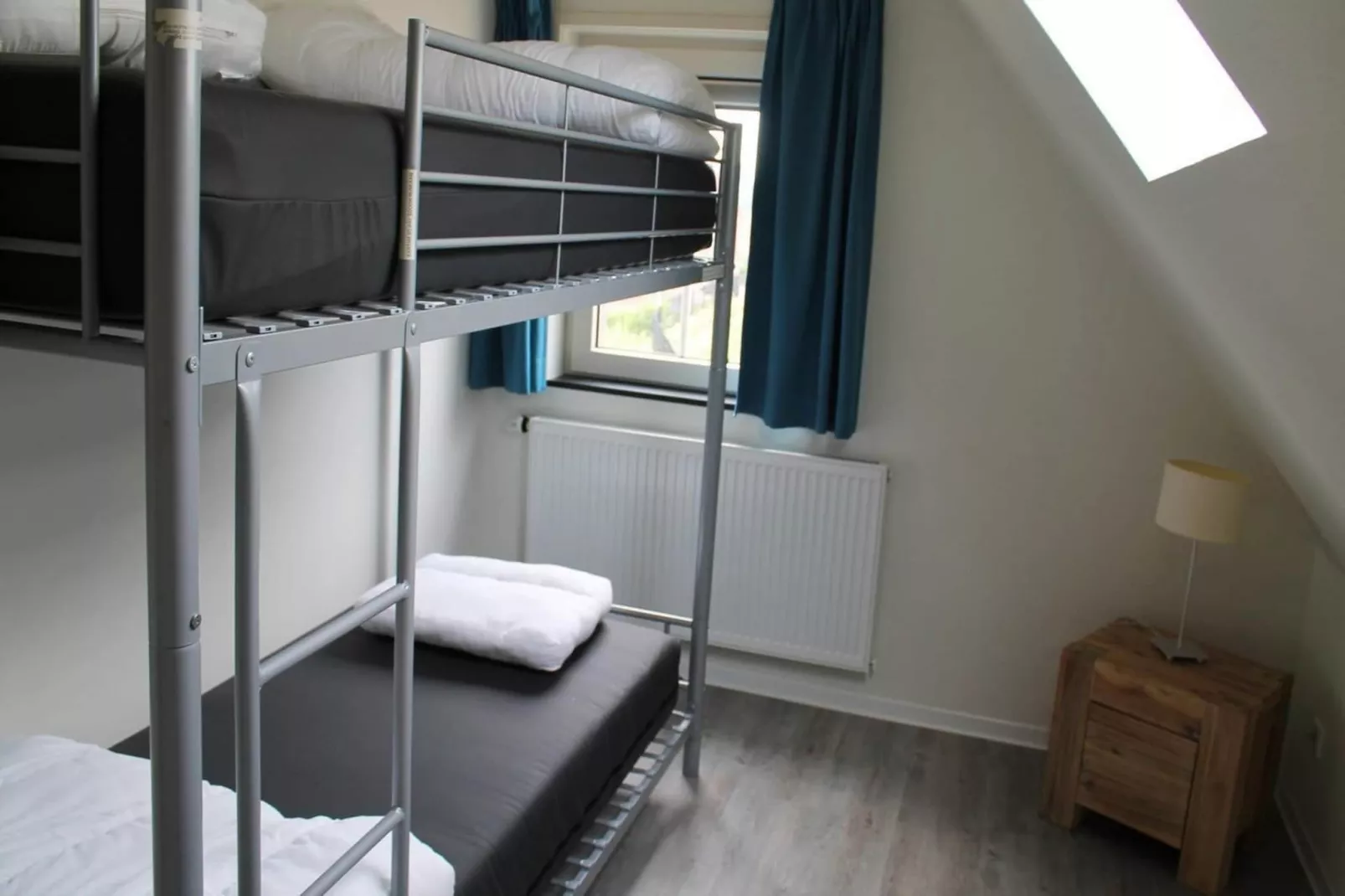 Landgoed de Lente 32 Sneeuwklokje Breskens-Bedroom