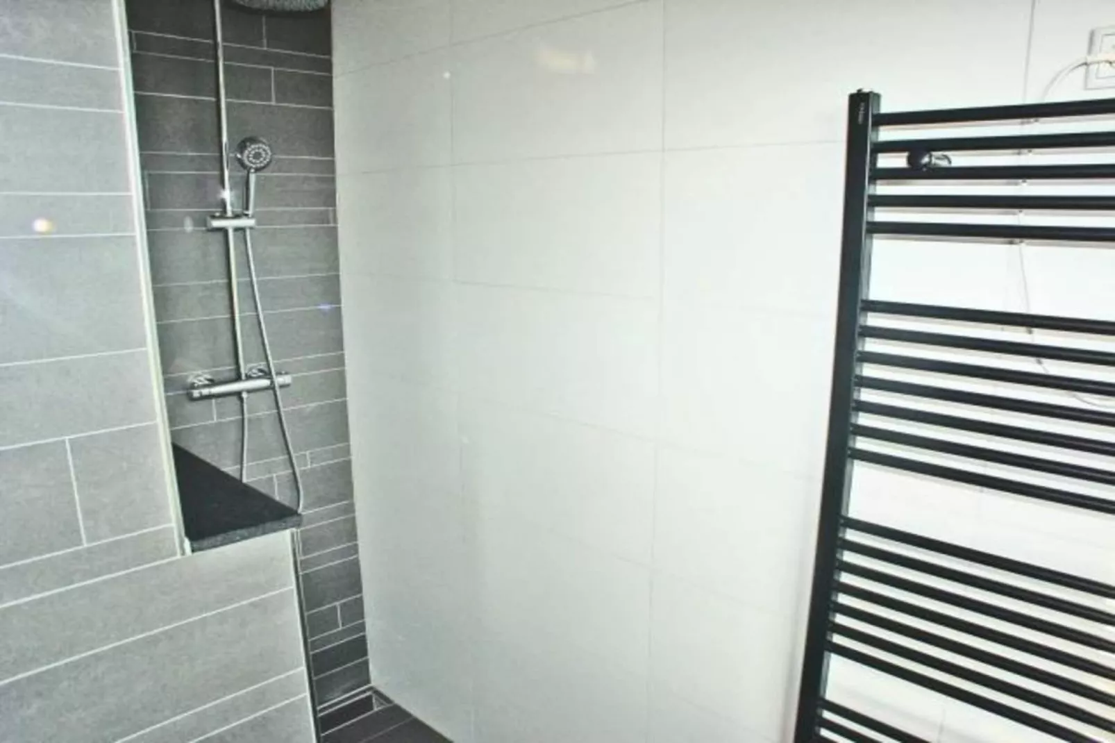 Landgoed de Lente 32 Sneeuwklokje Breskens-Bathroom