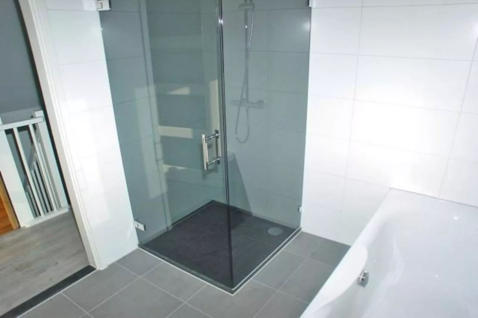 Landgoed de Lente 32 Sneeuwklokje Breskens-Bathroom