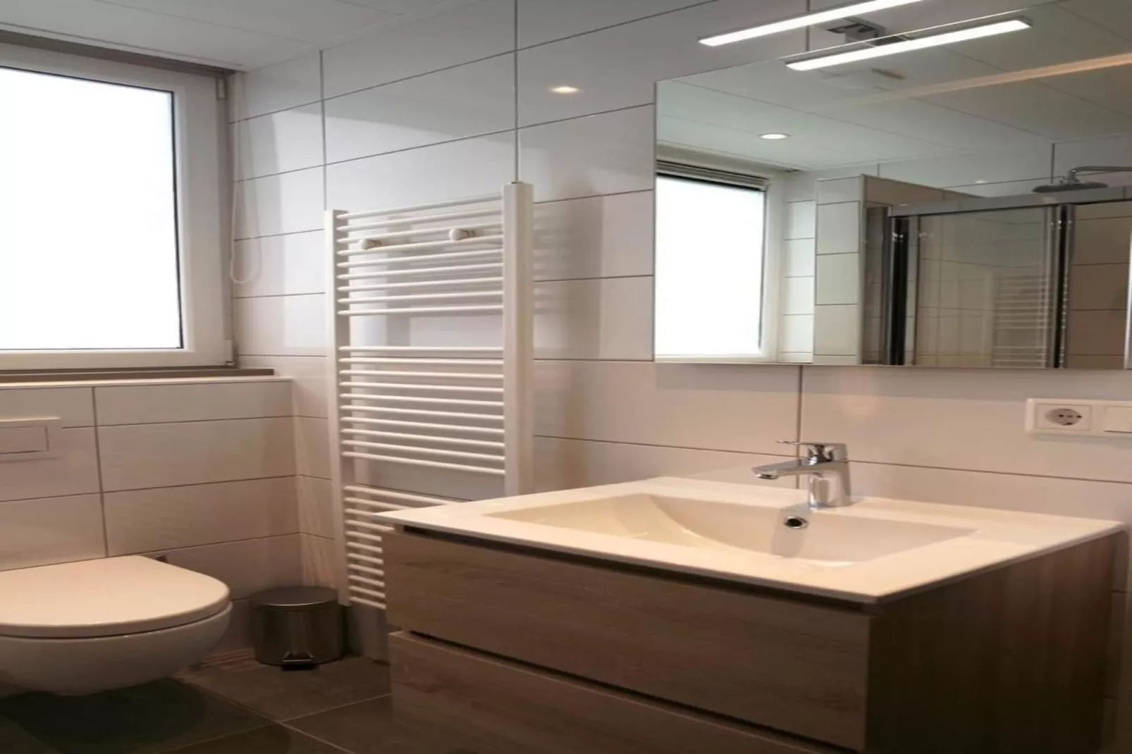 Schoneveld 184 Stern Breskens-Badezimmer