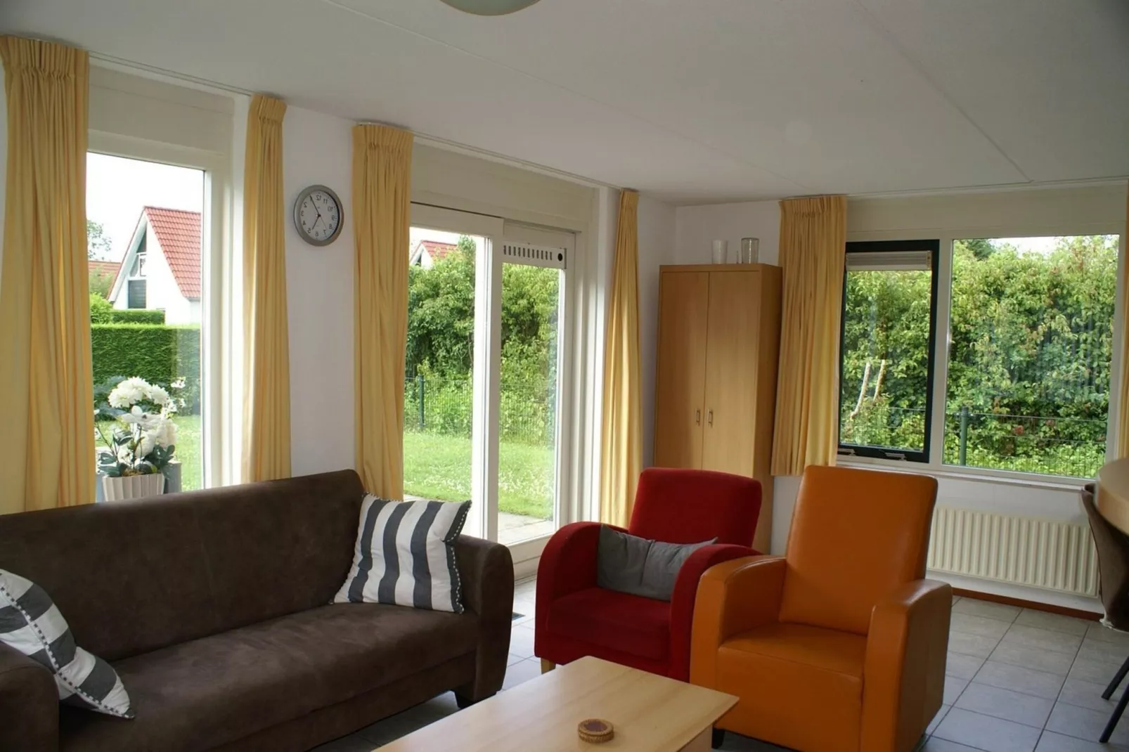 Schoneveld 327 Stern Breskens-Living room