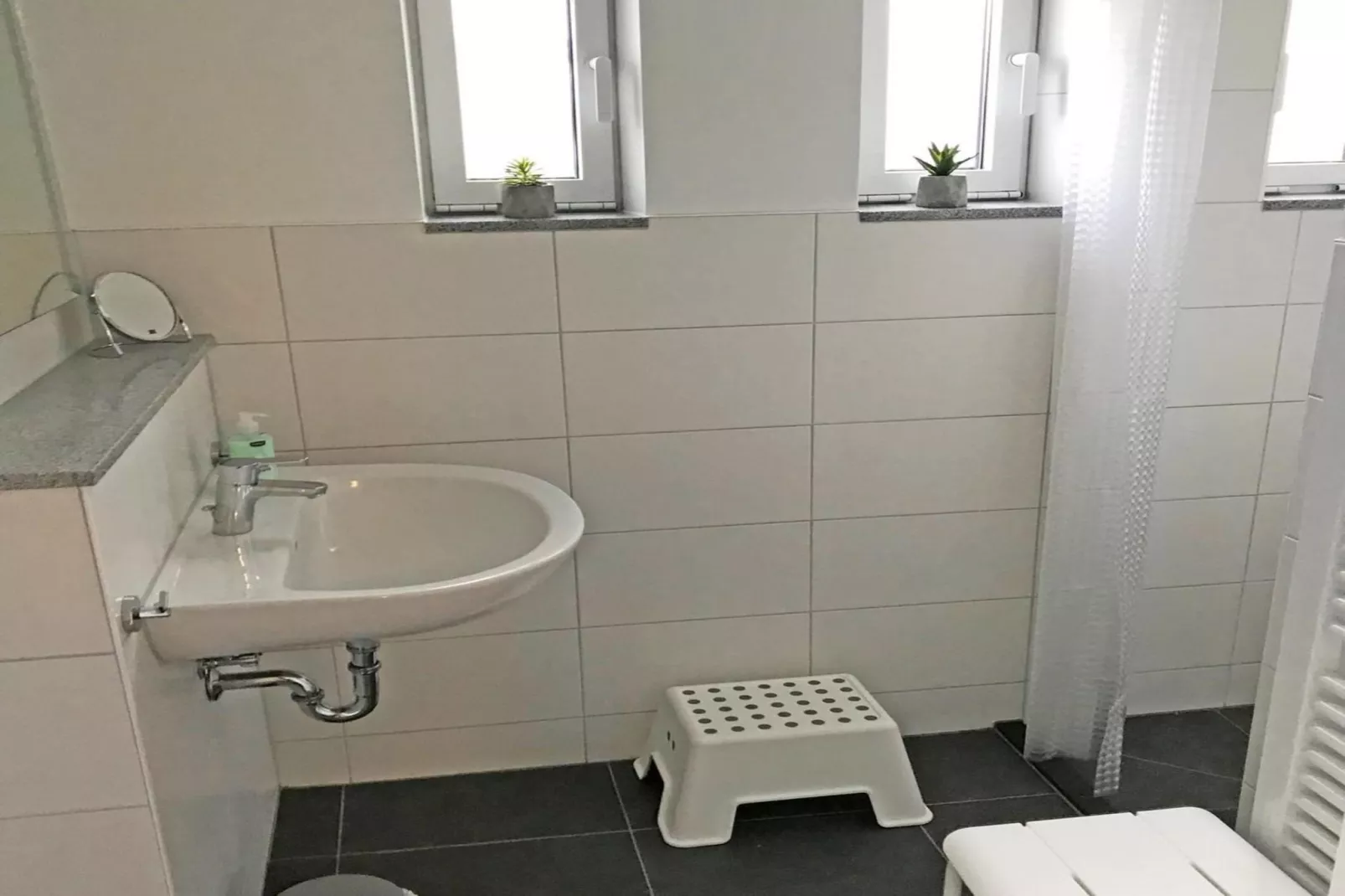 Scheldeveste 17 Schelde de luxe Breskens-Bathroom