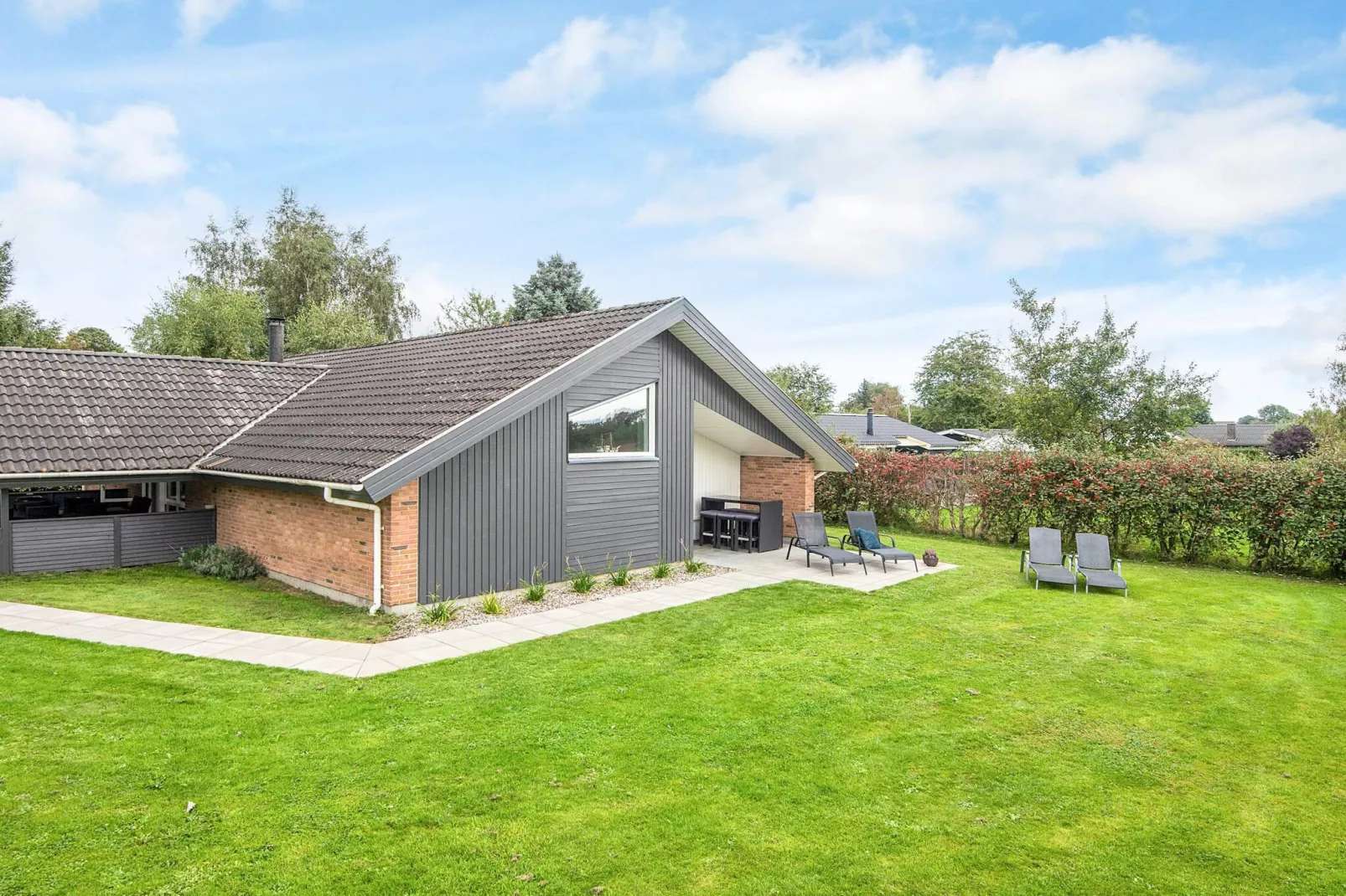 10 person holiday home in Juelsminde