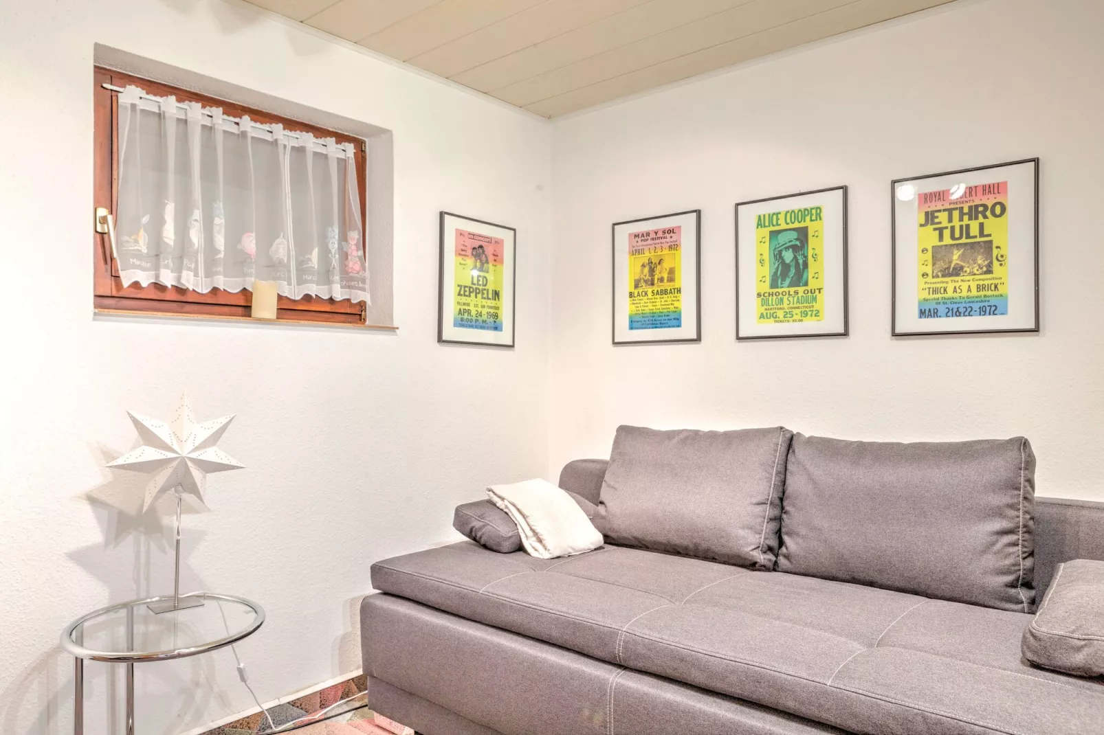 Aurelia-Living room