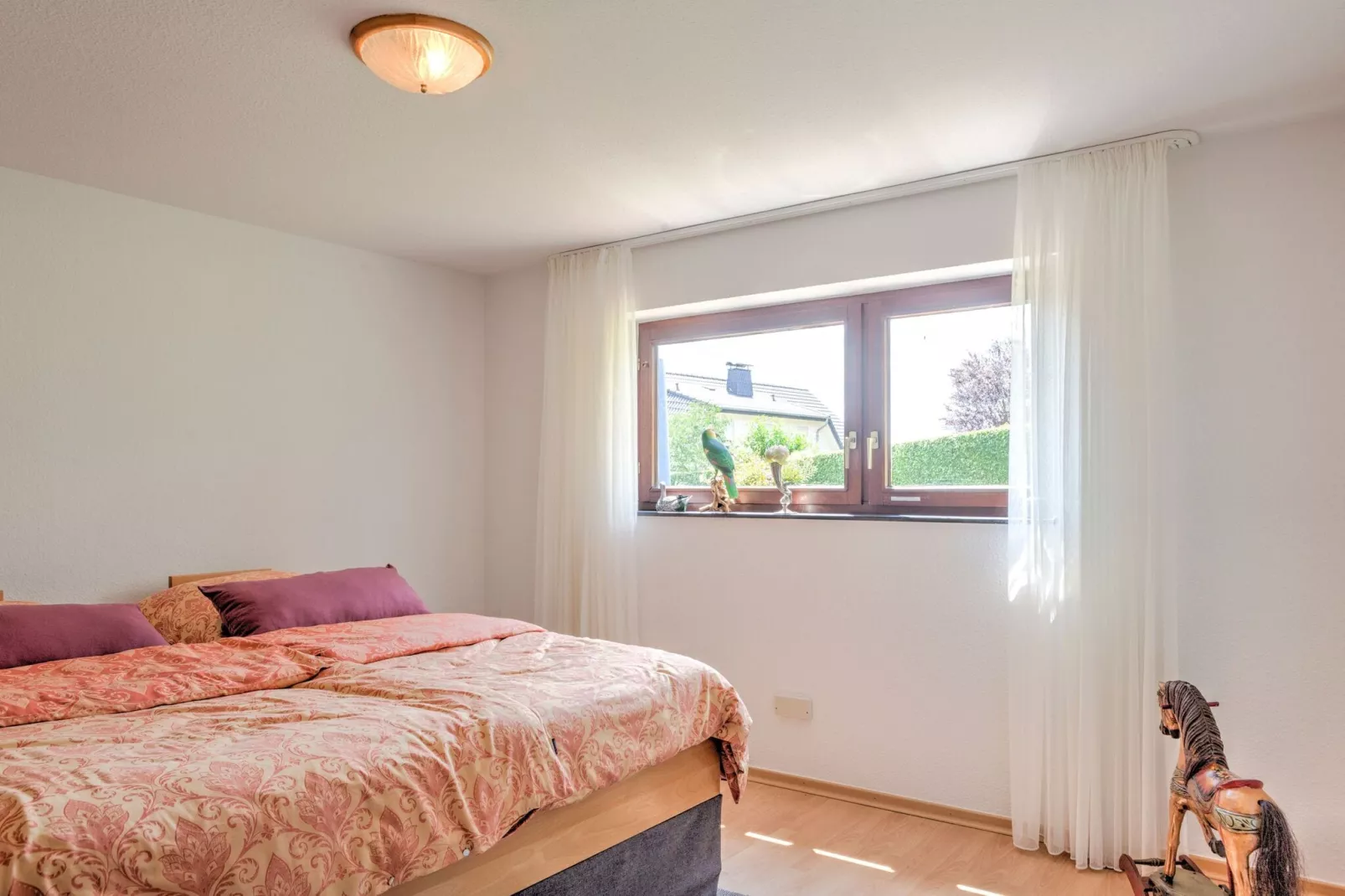 Aurelia-Bedroom