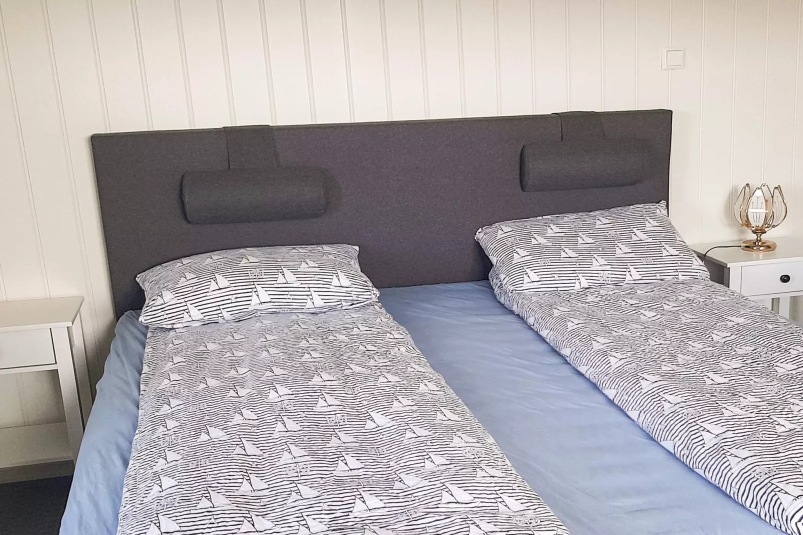 4 person holiday home in Borhaug-Indoor