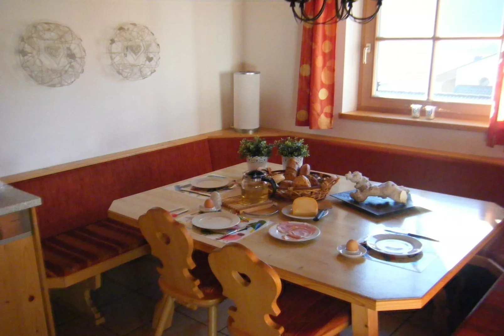 Chalets Om Utens-Dining room