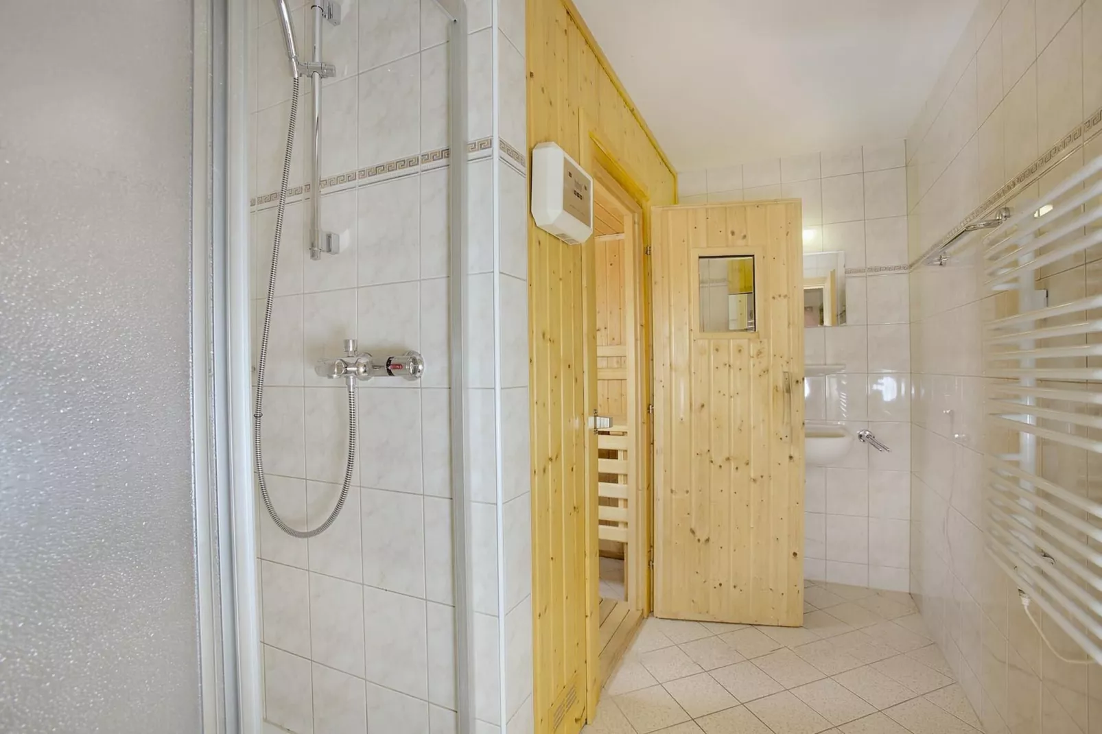 Schöneben Chalet  Sonnenwende-Bathroom