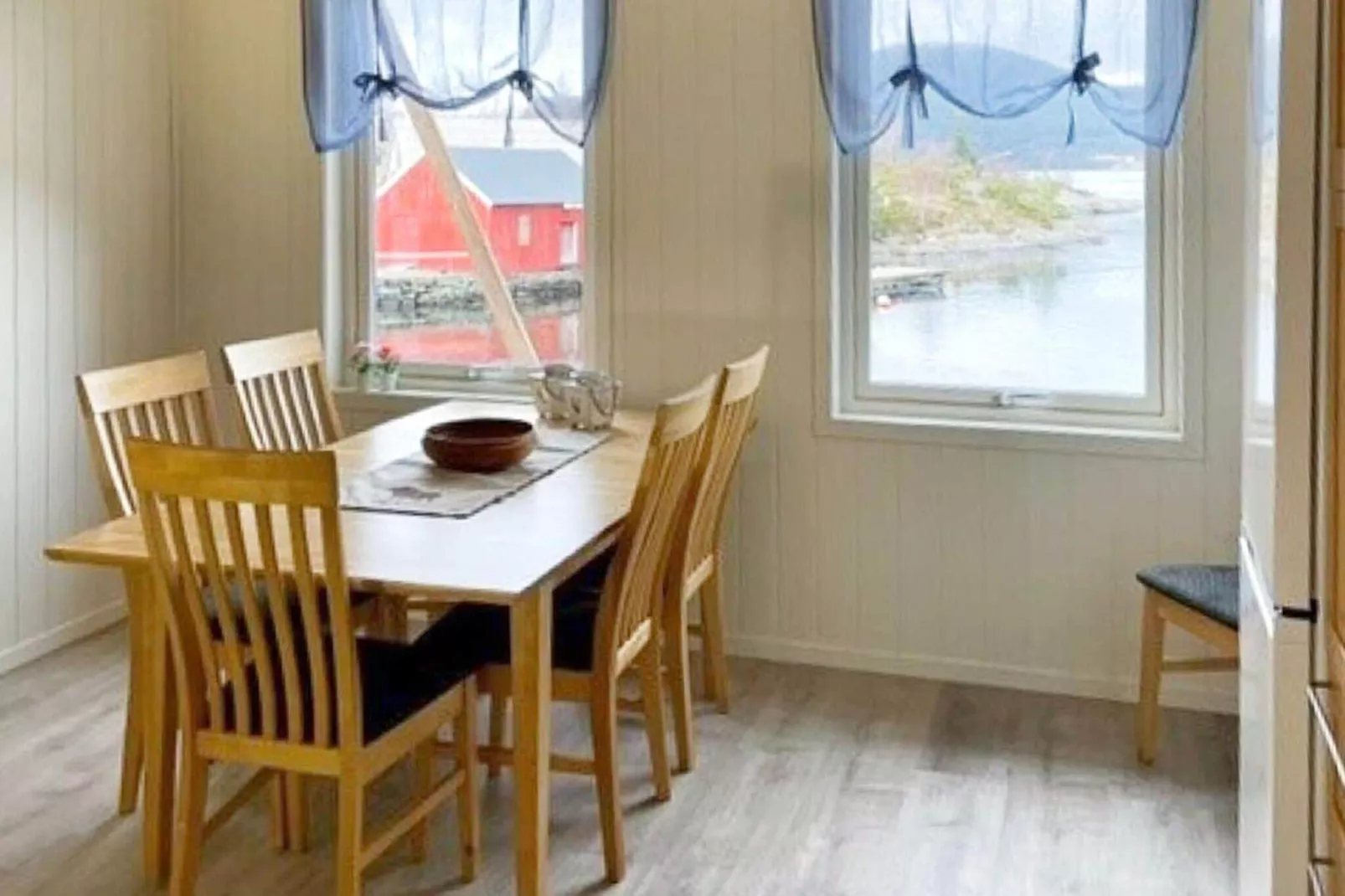 6 person holiday home in Svelgen-By Traum-Indoor