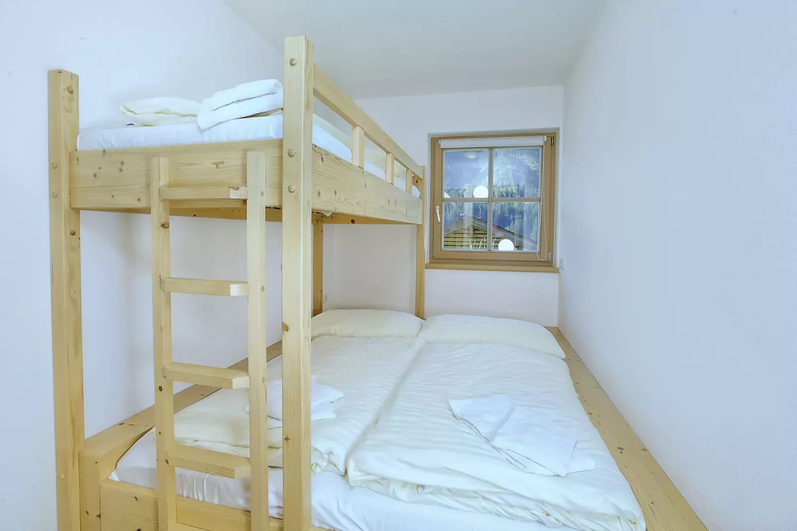 Schöneben Traumhütte-Bedroom
