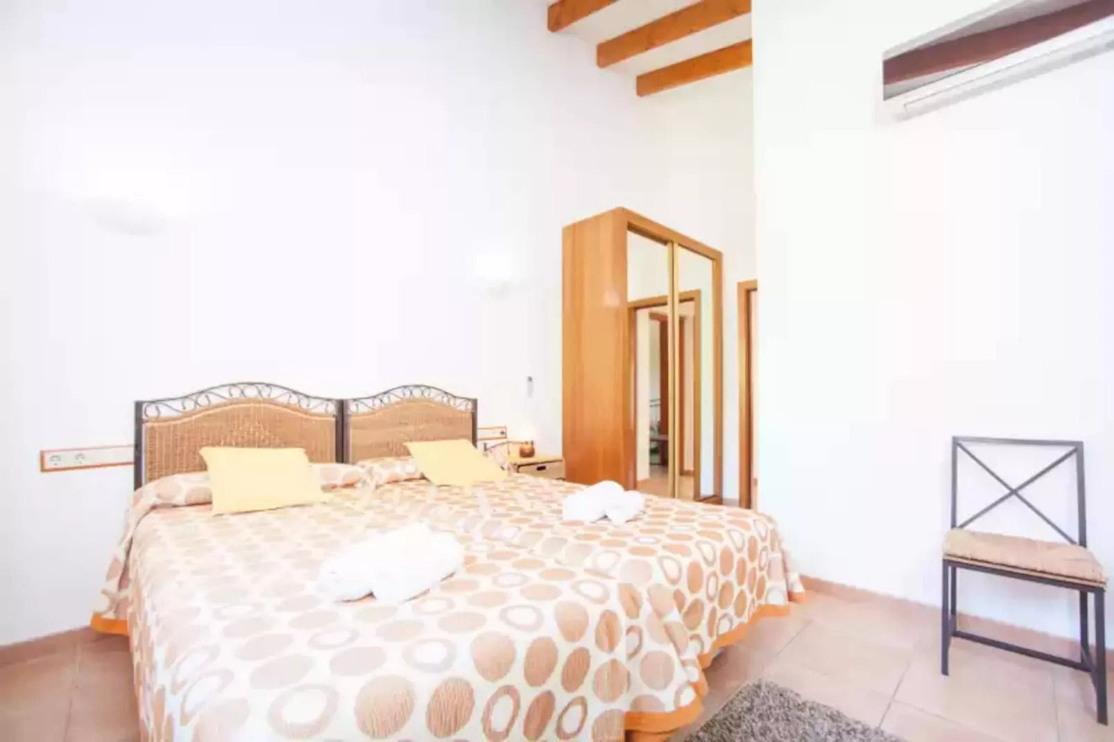 Correfoc-Bedroom