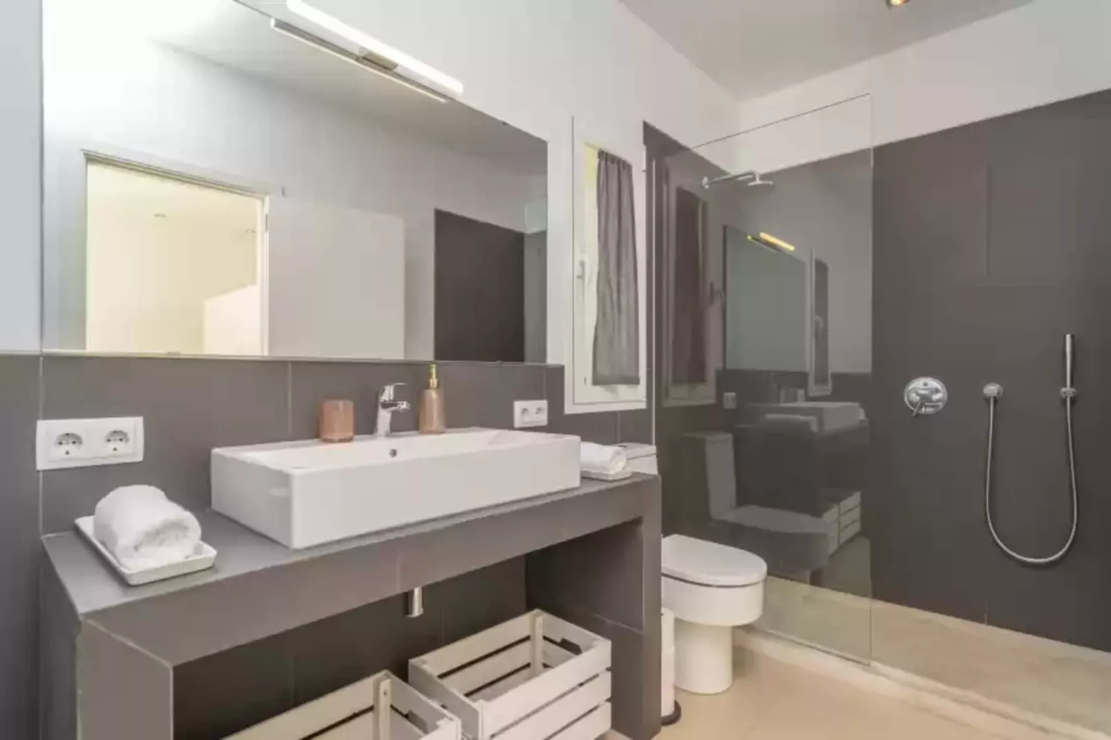 Carritx-Bathroom