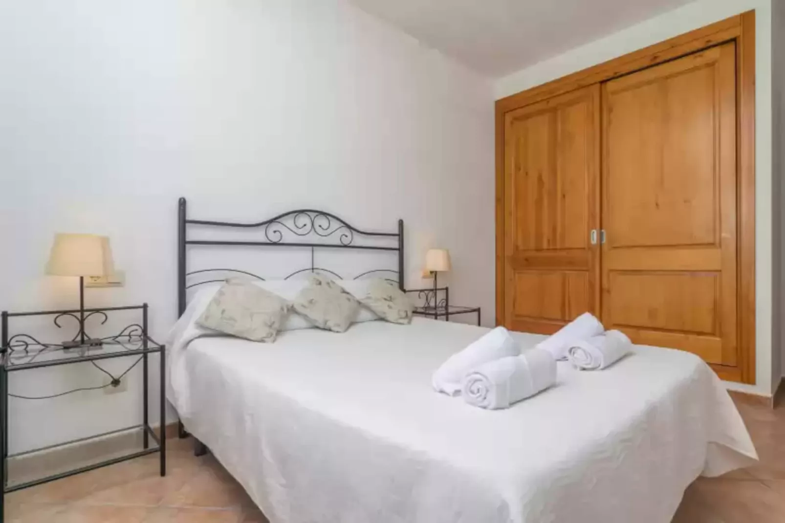 Son Barrigo-Bedroom
