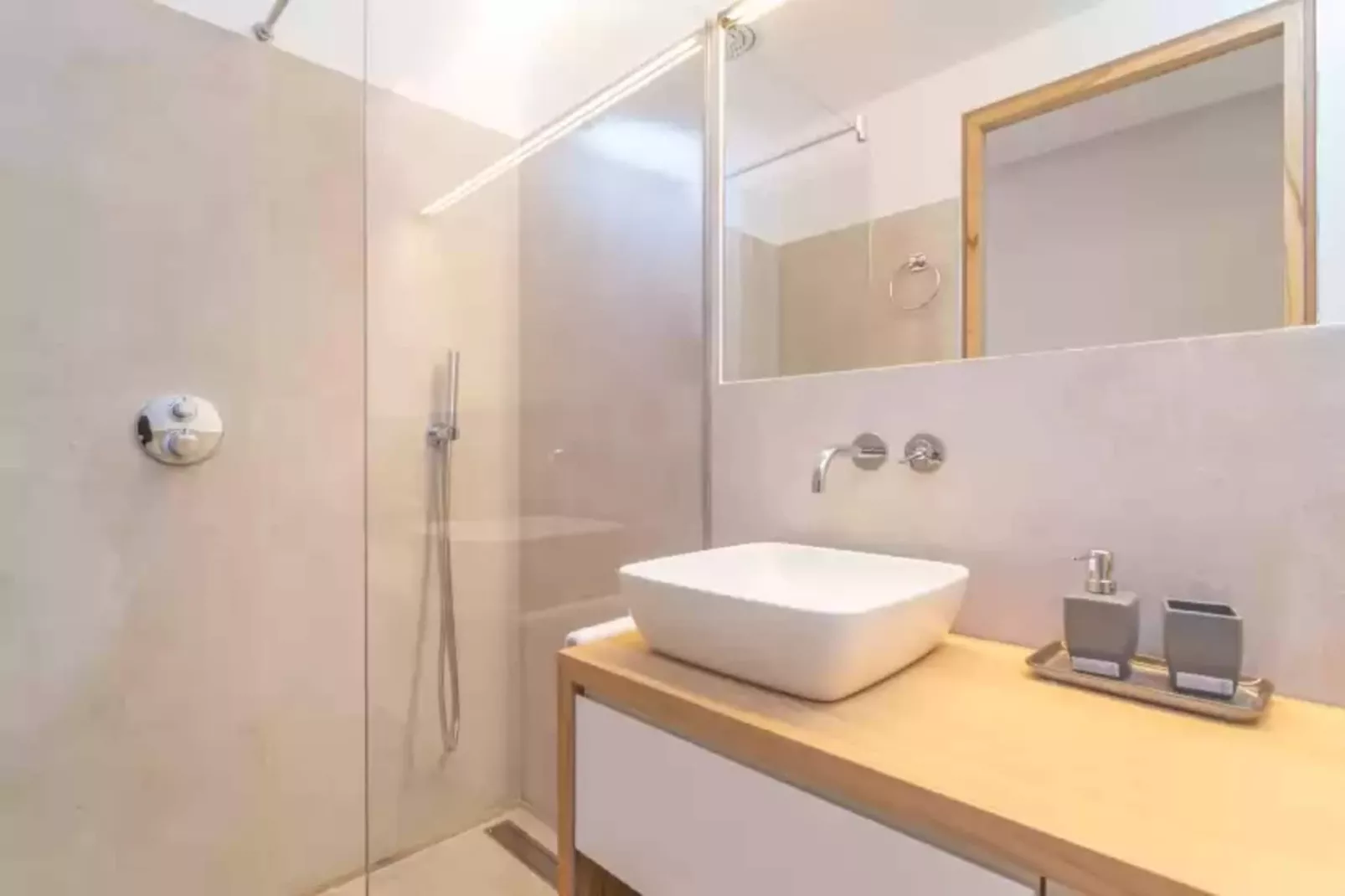 Can Mosca-Bathroom