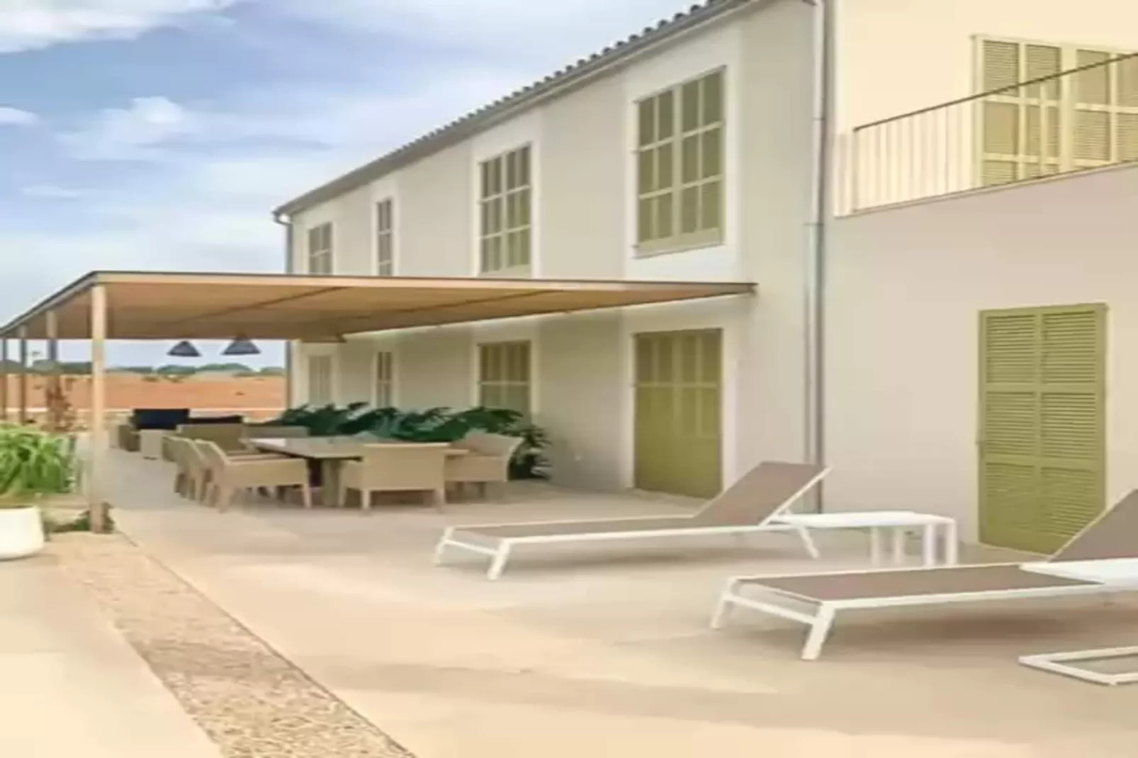 Can Mosca-Terrace balcony