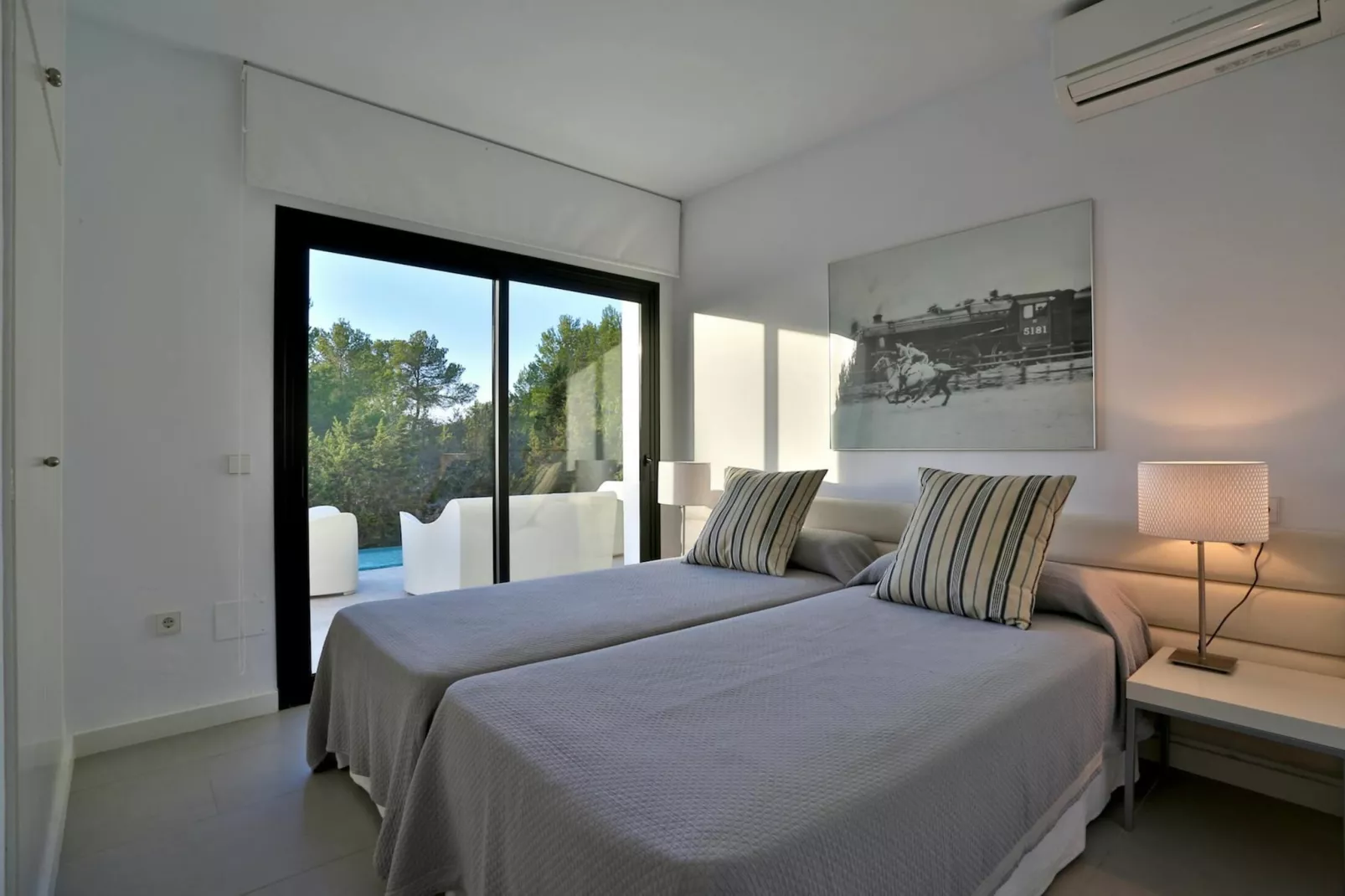 Las Palomas-Bedroom