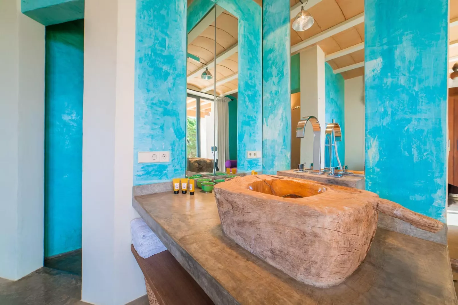 Castillo de Es Cubells-Salle de bain