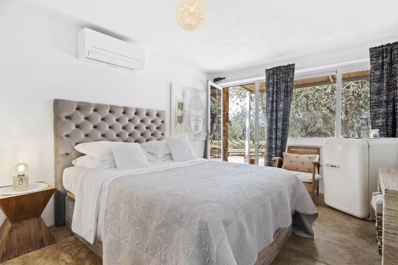 Cel Blau-Bedroom