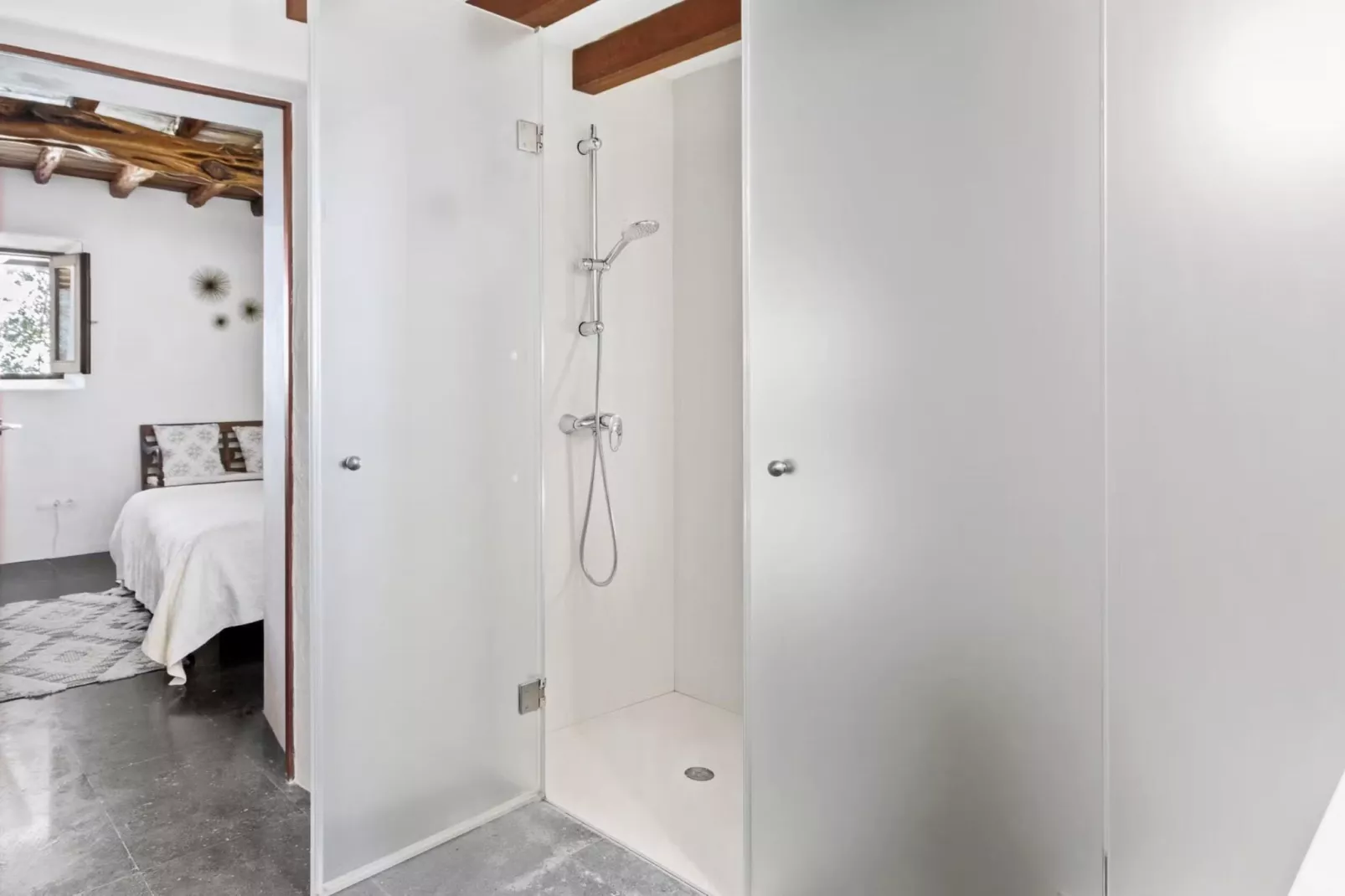Cel Blau-Bathroom