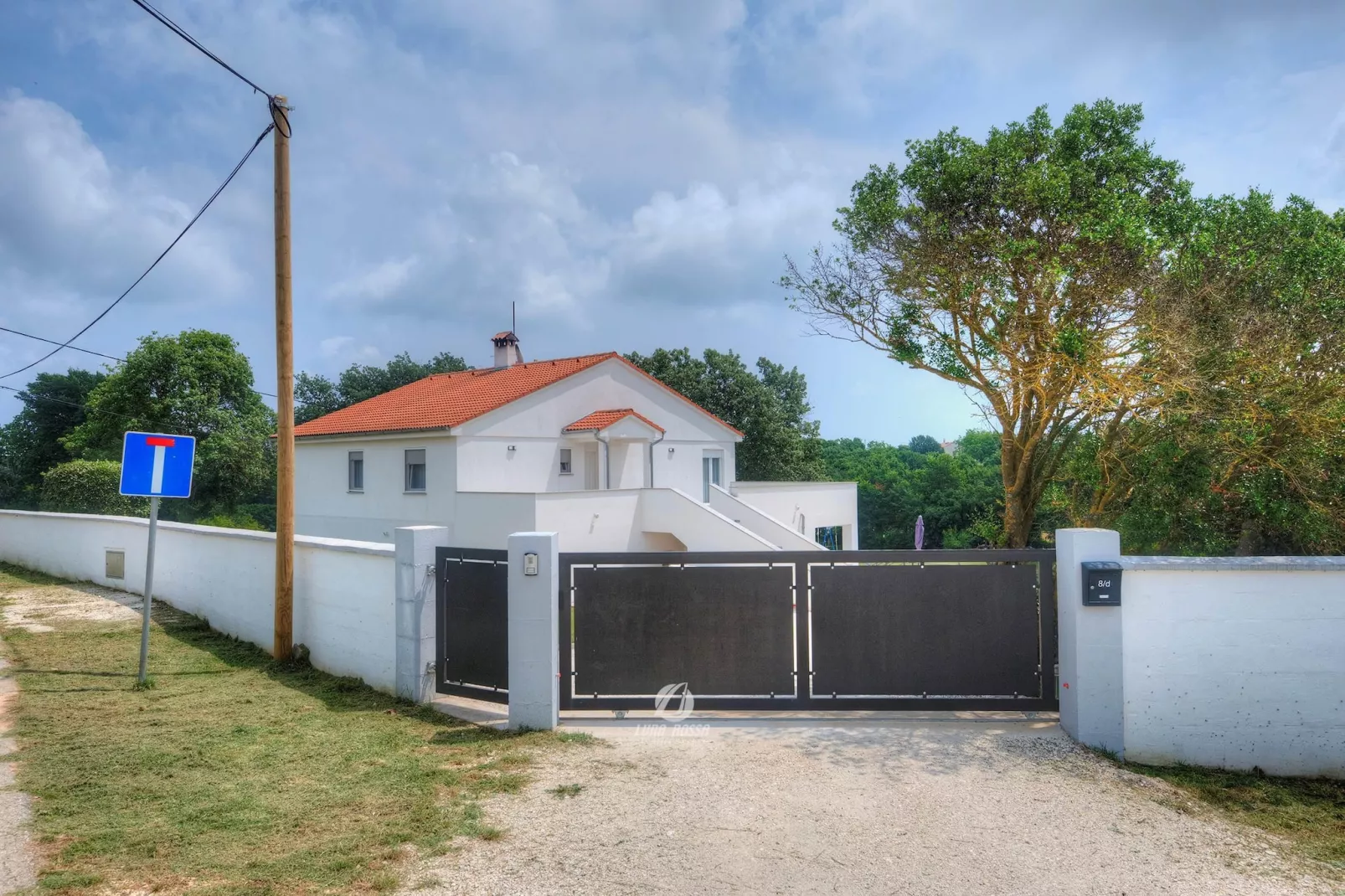 Apartment Vala-Exterior summer